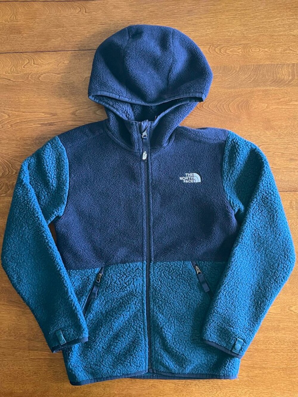 The North Face navy and dark teal fleece hoodie M 10/12
